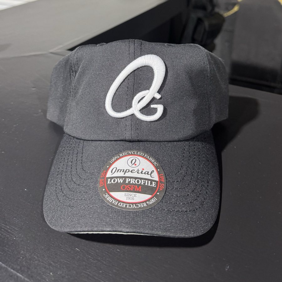 Gorra OG monograma negra